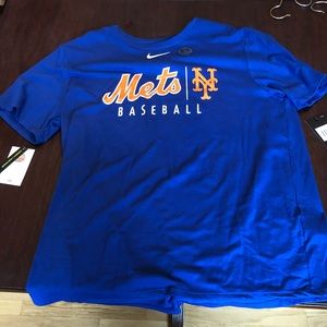 Nike Mets dry fit. “New”!